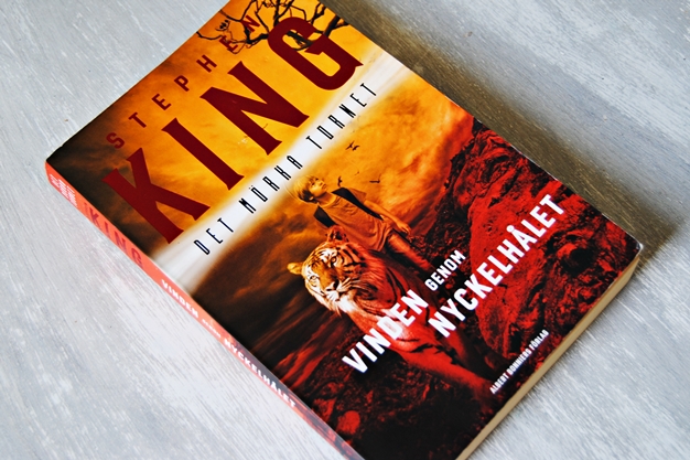 Omslagsbild Vinden genom nyckelhålet av Stephen King