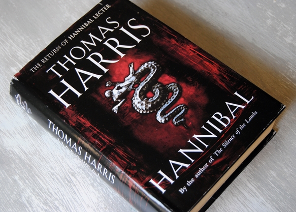 Omslagsbild Hannibal av Thomas Harris